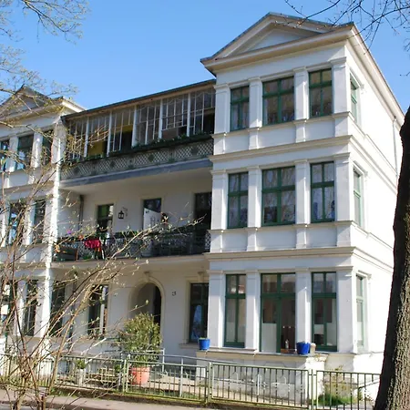 Haus Juliana - Exklusiv Wohnen In Einem Bäderarchitektur Haus